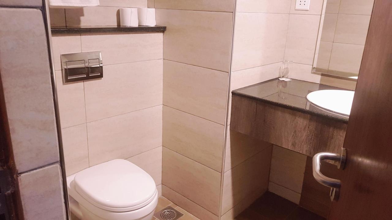 Merica Hotel Накуру Экстерьер фото